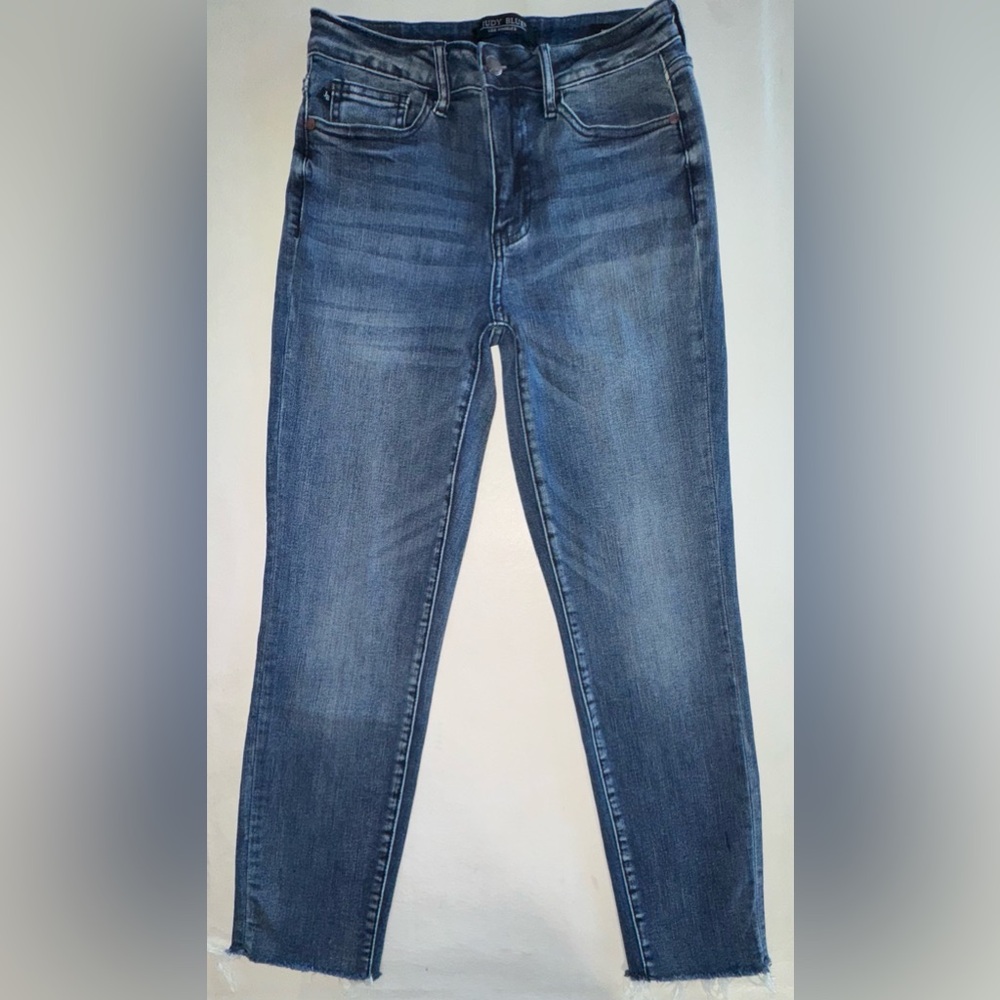 JUDY BLUE High Rise Relaxed Fit Ankle Raw Hem Distressed Crop JB88191 (3/26) - Picture 3 of 17